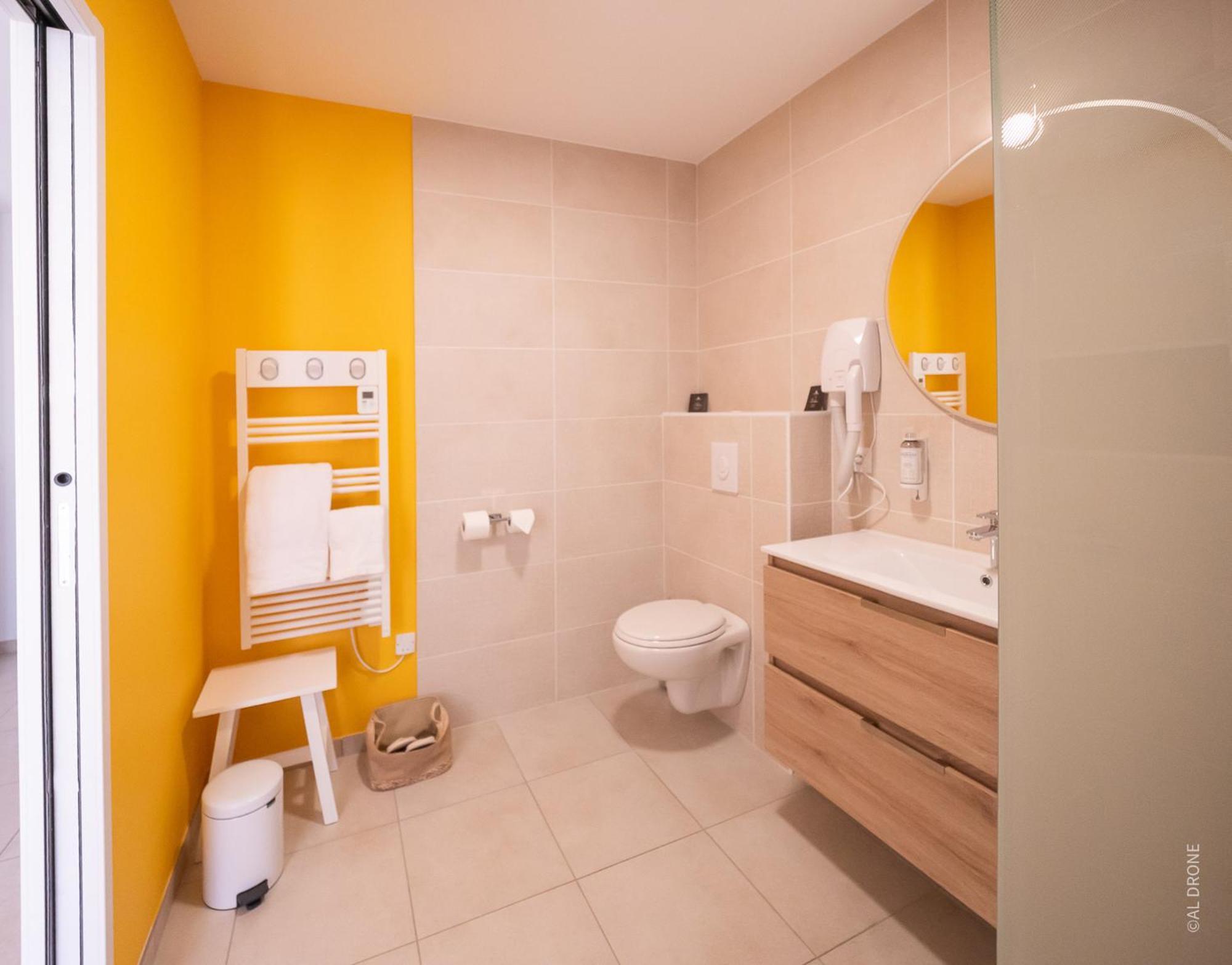 Le Maconnais Guest House Vinzelles Dış mekan fotoğraf